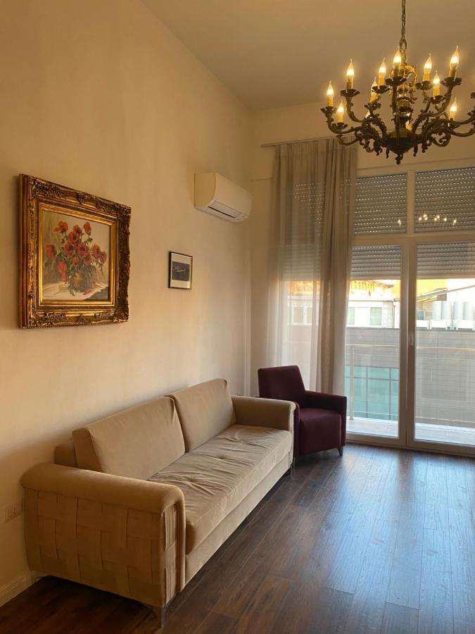 Ambassador Tirana Apartment Exteriör bild